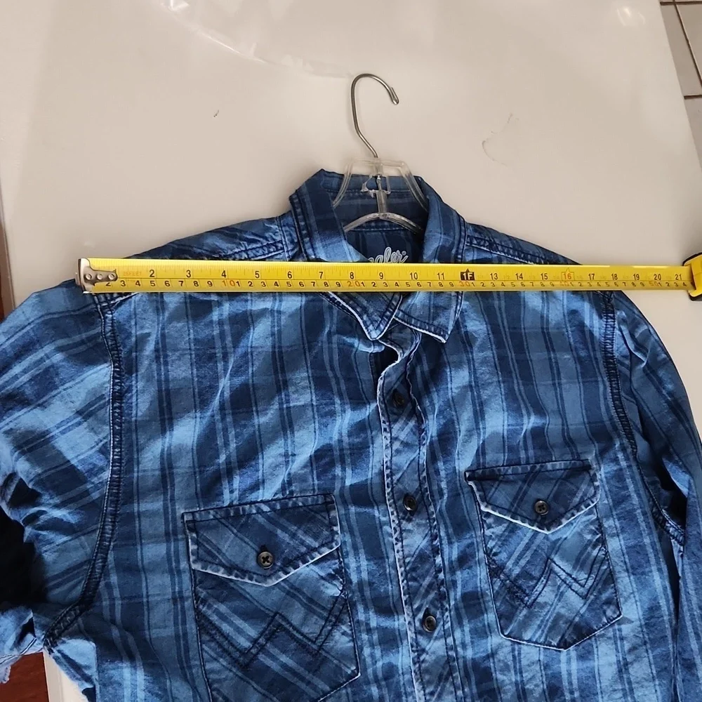 Wrangler Retro Mens shirt size m plaid blue black button